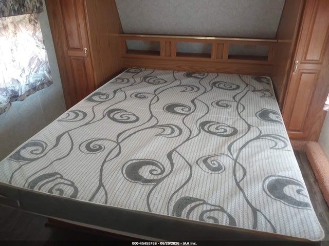 Продаж на аукціоні авто 1996 Jayco Eagle 303 Rk Slide, vin: 1UJCJ02P4T5LE0209, номер лоту: 45455766