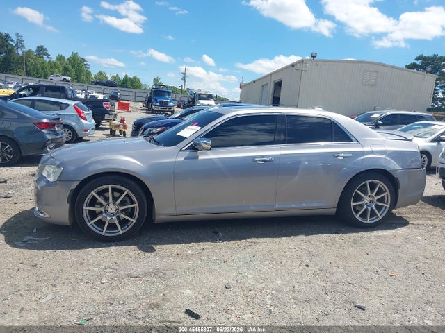 Продаж на аукціоні авто 2015 Chrysler 300c, vin: 2C3CCAET3FH736226, номер лоту: 45455807