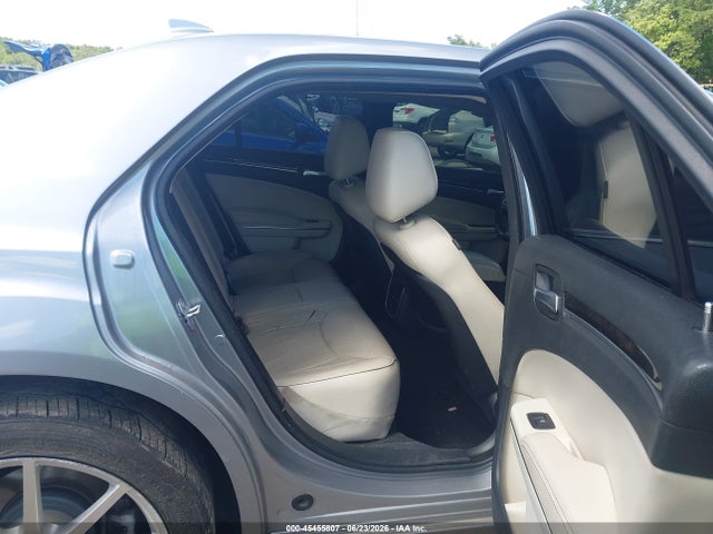 Продаж на аукціоні авто 2015 Chrysler 300c, vin: 2C3CCAET3FH736226, номер лоту: 45455807