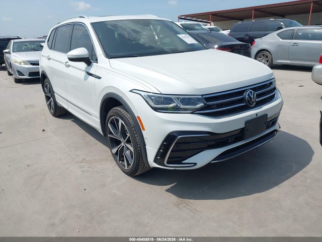 2023 Volkswagen Tiguan 2.0t Sel R-line მანქანა იყიდება აუქციონზე, vin: 3VV4B7AX3PM050674, აუქციონის ნომერი: 45455819