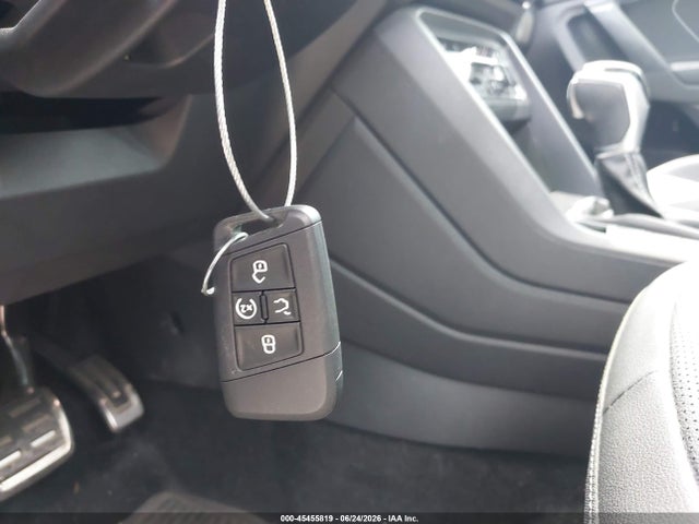 2023 Volkswagen Tiguan 2.0t Sel R-line მანქანა იყიდება აუქციონზე, vin: 3VV4B7AX3PM050674, აუქციონის ნომერი: 45455819