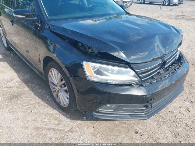 45455876 :رقم المزاد ، 3VWL17AJ3GM223132 vin ، 2016 Volkswagen Jetta 1.8t Sel مزاد بيع