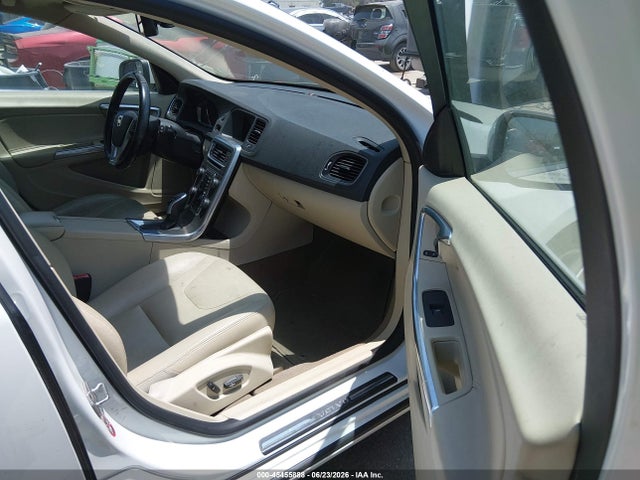 Volvo V60 T5 Premier 2015 YV126MEB3F1207889 Image 5