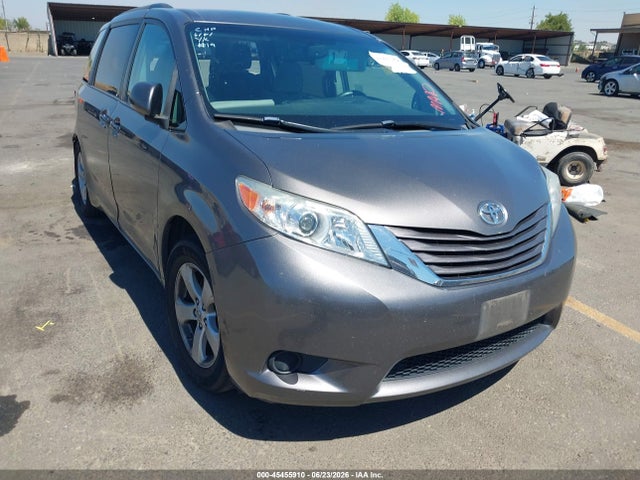 Toyota Sienna Le 8 Passenger 2016 5TDKK3DC4GS764711 главное изображение