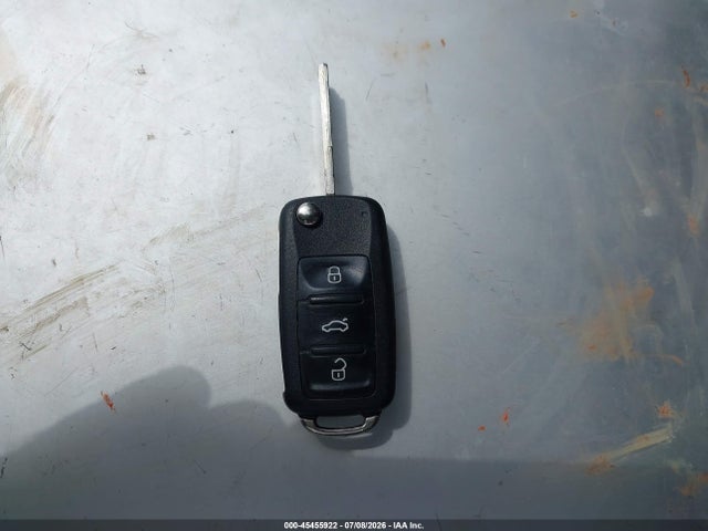 2011 Volkswagen Gti 4-door Autobahn მანქანა იყიდება აუქციონზე, vin: WVWHD7AJ1BW274296, აუქციონის ნომერი: 45455922