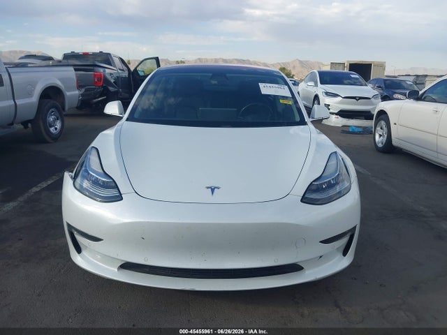 Tesla Model 3 Long Range/mid Range 2018 5YJ3E1EA1JF019701 Image 12
