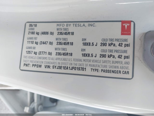 Tesla Model 3 Long Range/mid Range 2018 5YJ3E1EA1JF019701 Image 9
