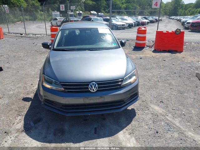 45456005 :رقم المزاد ، 3VW2K7AJ5FM320730 vin ، 2015 Volkswagen Jetta 2.0l S مزاد بيع