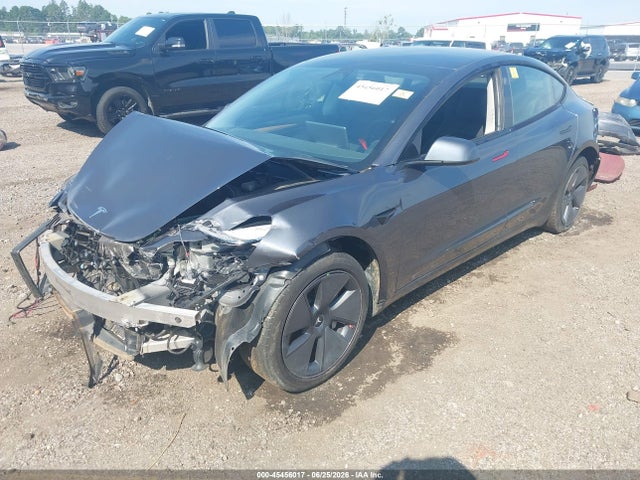 Tesla Model 3 Rear-wheel Drive 2023 5YJ3E1EA1PF698653 Image 2