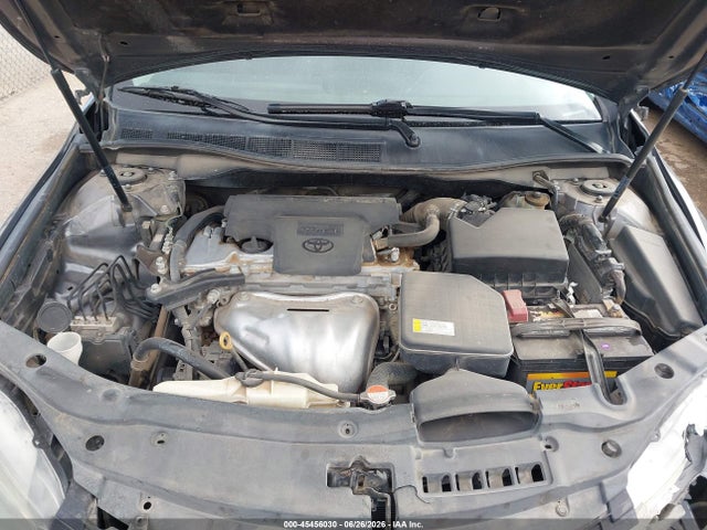 45456030 :رقم المزاد ، 4T1BF1FK8GU255807 vin ، 2016 Toyota Camry Se مزاد بيع