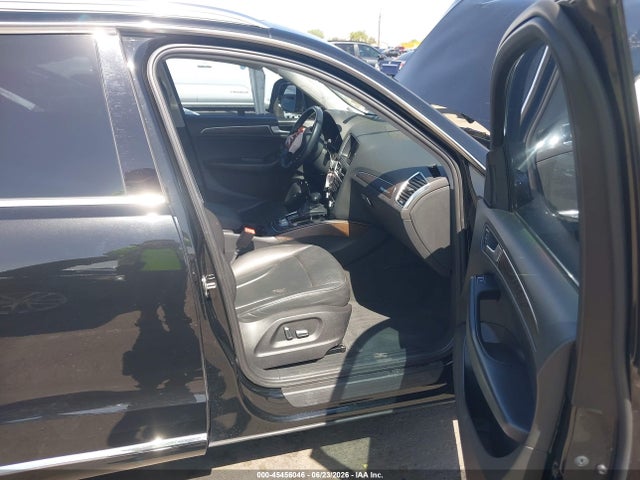 WA1CFAFP4FA070183 Audi Q5 2.0t Premium