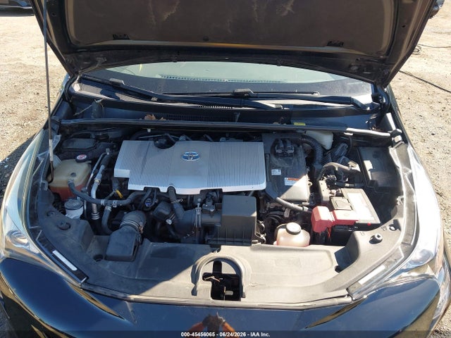 45456065 :رقم المزاد ، JTDKBRFU9H3547733 vin ، 2017 Toyota Prius Two مزاد بيع