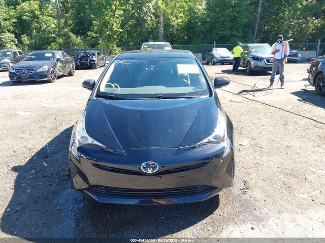 45456065 :رقم المزاد ، JTDKBRFU9H3547733 vin ، 2017 Toyota Prius Two مزاد بيع