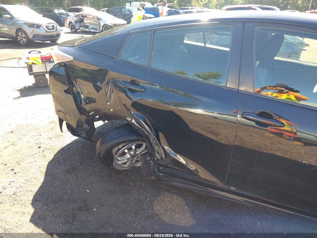 45456065 :رقم المزاد ، JTDKBRFU9H3547733 vin ، 2017 Toyota Prius Two مزاد بيع