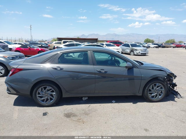 Hyundai ELANTRA SEL 2024 KMHLM4DG0RU836053 Image 13