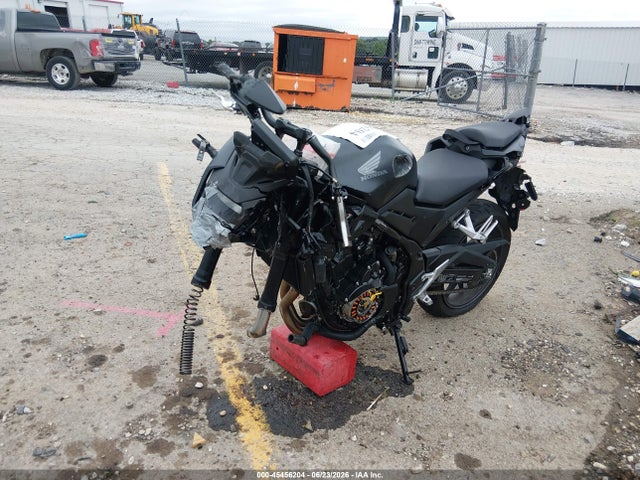 45456204 :رقم المزاد ، MLHPC7158S5100603 vin ، 2025 Honda Cb500 F مزاد بيع