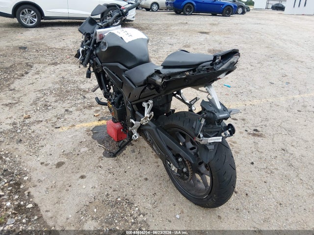 45456204 :رقم المزاد ، MLHPC7158S5100603 vin ، 2025 Honda Cb500 F مزاد بيع