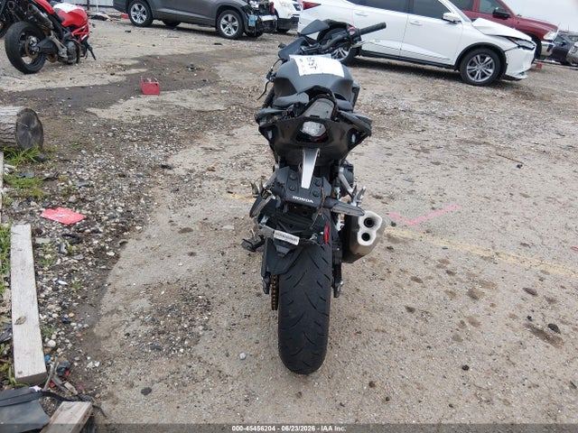 45456204 :رقم المزاد ، MLHPC7158S5100603 vin ، 2025 Honda Cb500 F مزاد بيع
