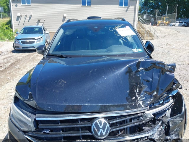 Продаж на аукціоні авто 2022 Volkswagen Tiguan 2.0t Se R-line Black, vin: 3VV8B7AX6NM021765, номер лоту: 45456208
