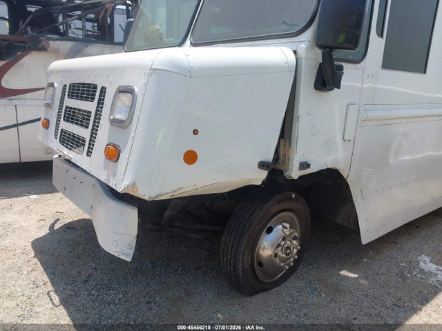 1F65F5KY6J0A07351 Ford F-59 Commercial Stripped