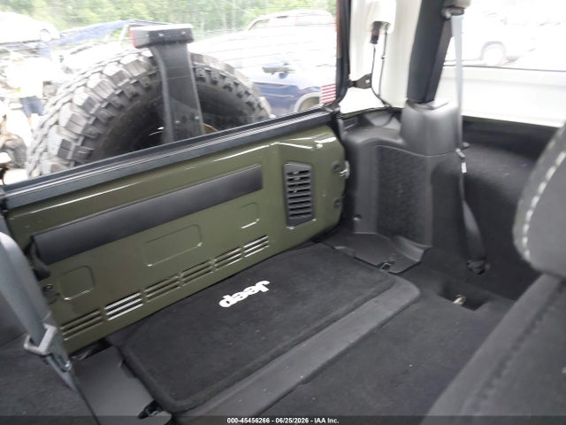 Продажа на аукционе авто 2016 Jeep Wrangler Rubicon, vin: 1C4BJWCGXGL105185, номер лота: 45456266