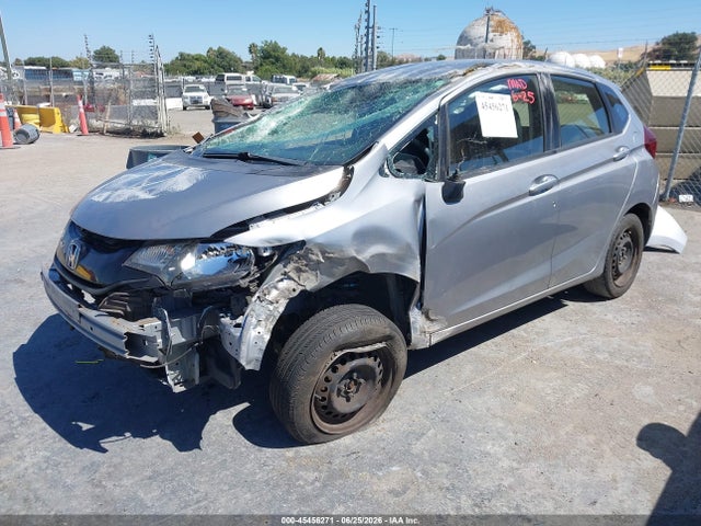Honda FIT LX 2017 JHMGK5H52HS020173 Image 2
