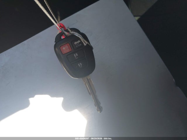 Toyota COROLLA LE 2015 5YFBURHE1FP320329 Image 11