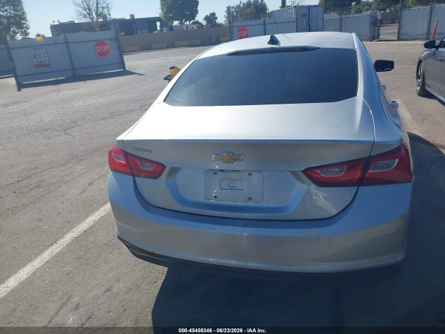 1G1ZC5ST1NF121023 Chevrolet Malibu Fwd 1fl