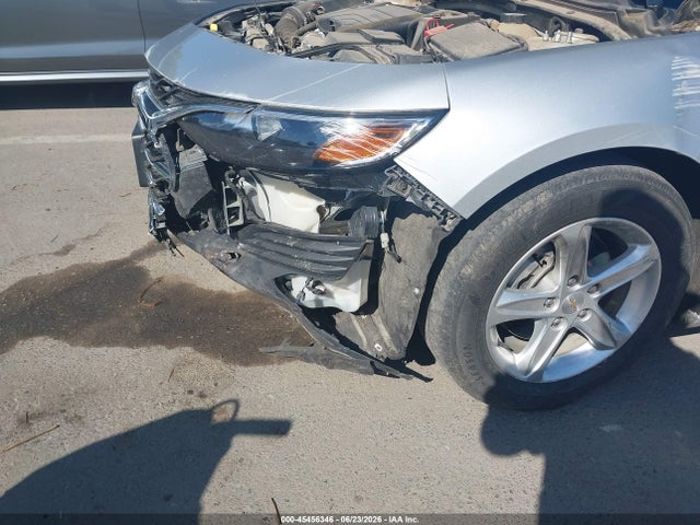 1G1ZC5ST1NF121023 Chevrolet Malibu Fwd 1fl