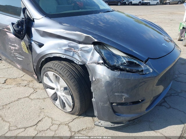 2023 Tesla Model Y Awd/long Range Dual Motor All-wheel Drive მანქანა იყიდება აუქციონზე, vin: 7SAYGDEE5PA161157, აუქციონის ნომერი: 45456353