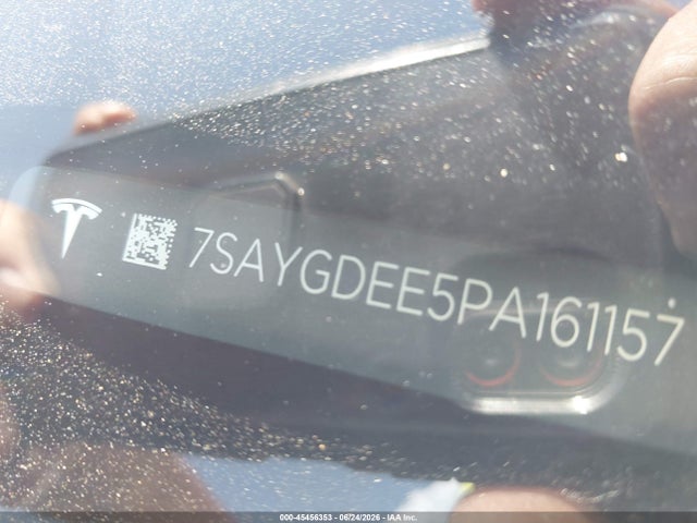2023 Tesla Model Y Awd/long Range Dual Motor All-wheel Drive მანქანა იყიდება აუქციონზე, vin: 7SAYGDEE5PA161157, აუქციონის ნომერი: 45456353
