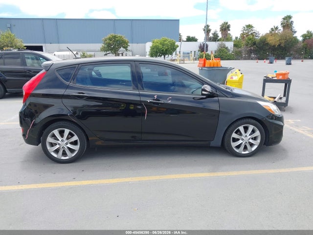 Hyundai ACCENT SE 2014 KMHCU5AE0EU141932 Image 13