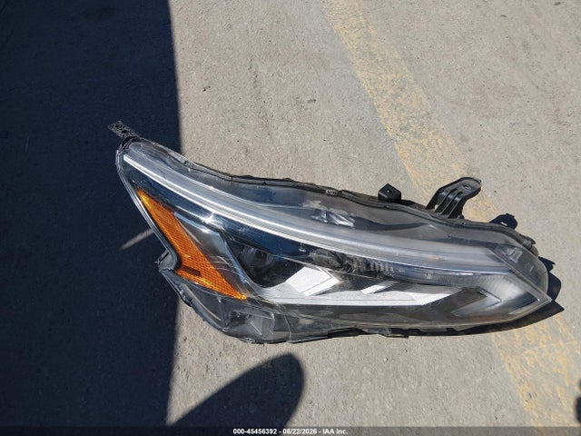 1N4BL4CV5NN360251 Nissan Altima Sr Fwd