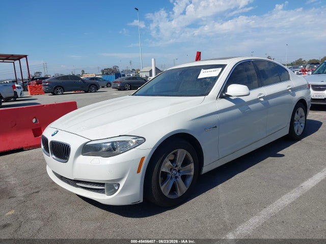 2011 Bmw 528i მანქანა იყიდება აუქციონზე, vin: WBAFR1C5XBC748377, აუქციონის ნომერი: 45456407