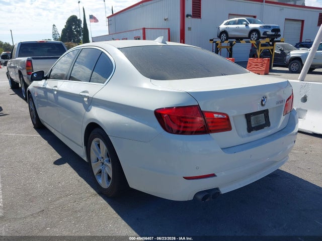 2011 Bmw 528i მანქანა იყიდება აუქციონზე, vin: WBAFR1C5XBC748377, აუქციონის ნომერი: 45456407