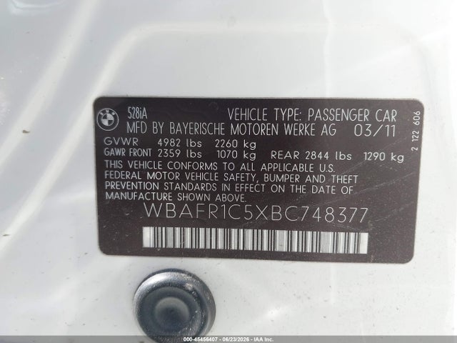 2011 Bmw 528i მანქანა იყიდება აუქციონზე, vin: WBAFR1C5XBC748377, აუქციონის ნომერი: 45456407