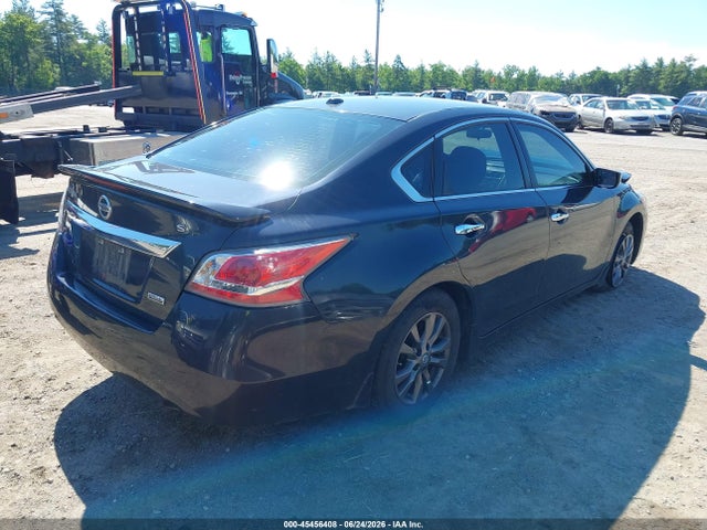Nissan Altima 2.5 S 2015 1N4AL3AP3FC580513 Image 4