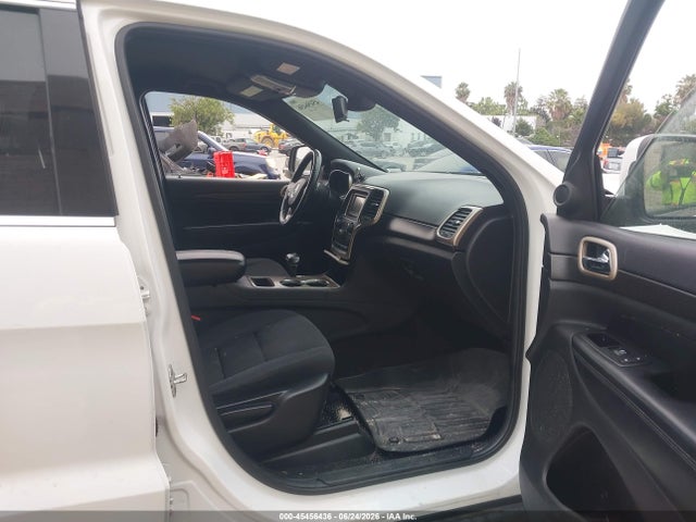 Jeep Grand Cherokee Laredo 2014 1C4RJFAGXEC232856 Image 5