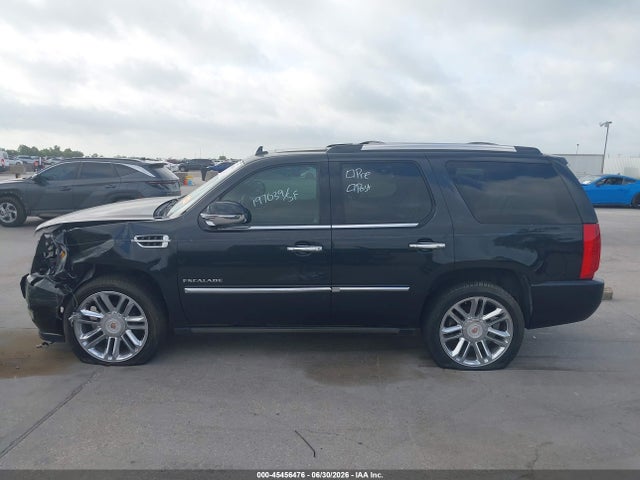 Продаж на аукціоні авто 2011 Cadillac Escalade Premium, vin: 1GYS4CEF6BR196336, номер лоту: 45456476