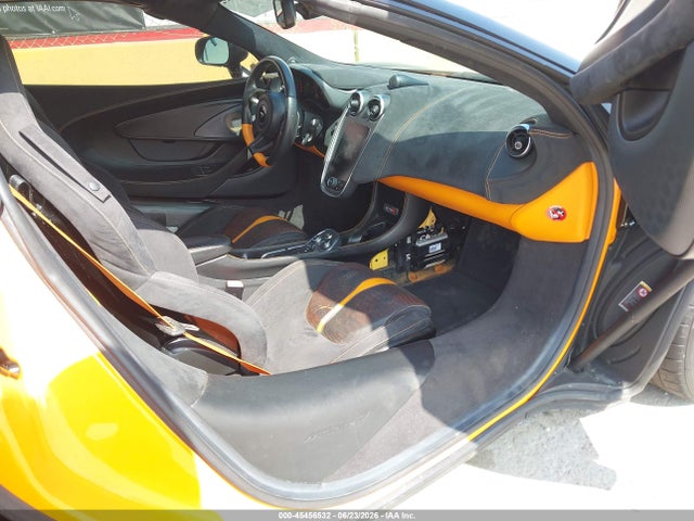 SBM13FAAXLW009027 Mclaren 570S