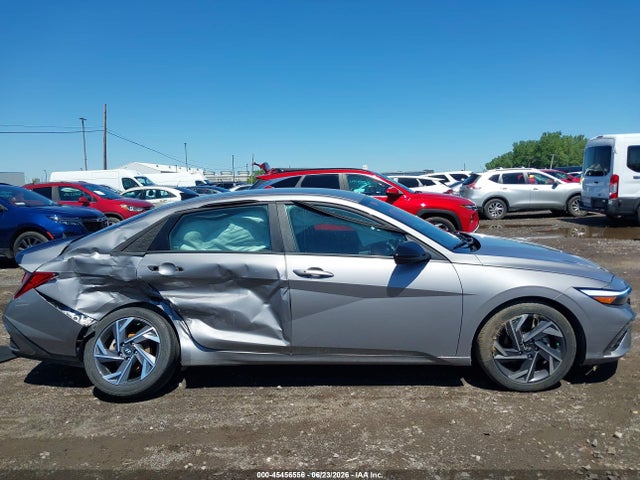 2025 Hyundai Elantra Sel Sport მანქანა იყიდება აუქციონზე, vin: KMHLM4DG1SU995217, აუქციონის ნომერი: 45456556