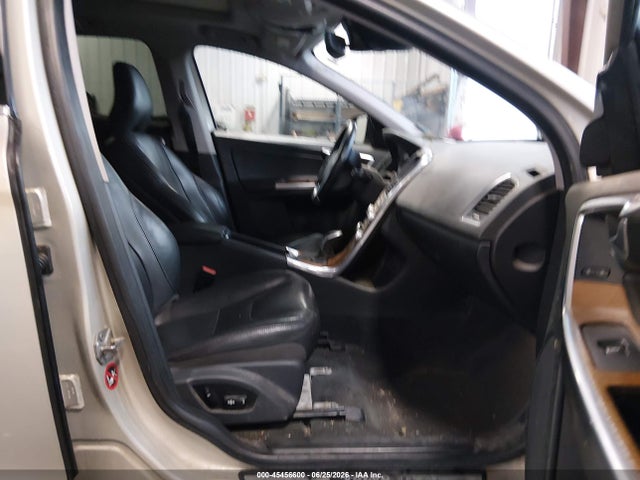 Продаж на аукціоні авто 2017 Volvo Xc60 T5 Inscription, vin: YV440MDU8H2008737, номер лоту: 45456600