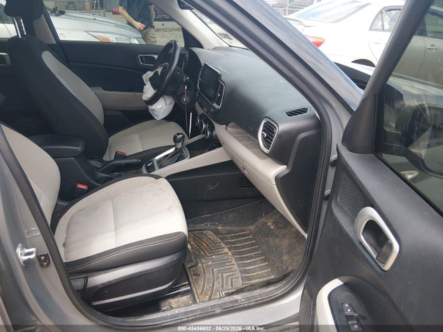 Продажа на аукционе авто 2022 Hyundai Venue Sel, vin: KMHRC8A30NU137490, номер лота: 45456602