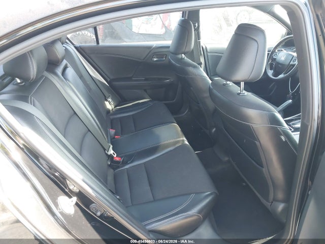 Auction sale of the 2016 Honda Accord Sport, vin: 1HGCR2F56GA070805, lot number: 45456603