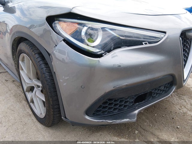 Продаж на аукціоні авто 2018 Alfa Romeo Stelvio Ti Sport Awd, vin: ZASFAKNN2J7B79388, номер лоту: 45456620