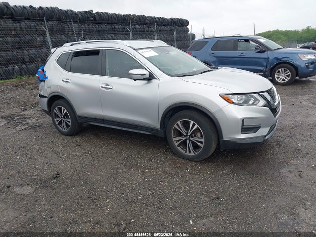 2019 JN8AT2MV2KW384400 main image
