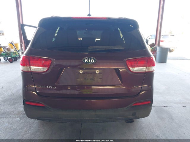 KIA Sorento 3.3l Lx 2017 5XYPG4A52HG222007 Image 16
