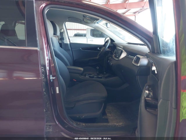 KIA Sorento 3.3l Lx 2017 5XYPG4A52HG222007 Image 5