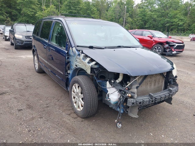 2014 Chrysler Town & Country Touring მანქანა იყიდება აუქციონზე, vin: 2C4RC1BG0ER468404, აუქციონის ნომერი: 45456642