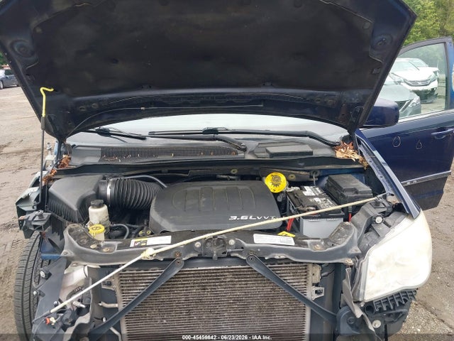 2014 Chrysler Town & Country Touring მანქანა იყიდება აუქციონზე, vin: 2C4RC1BG0ER468404, აუქციონის ნომერი: 45456642